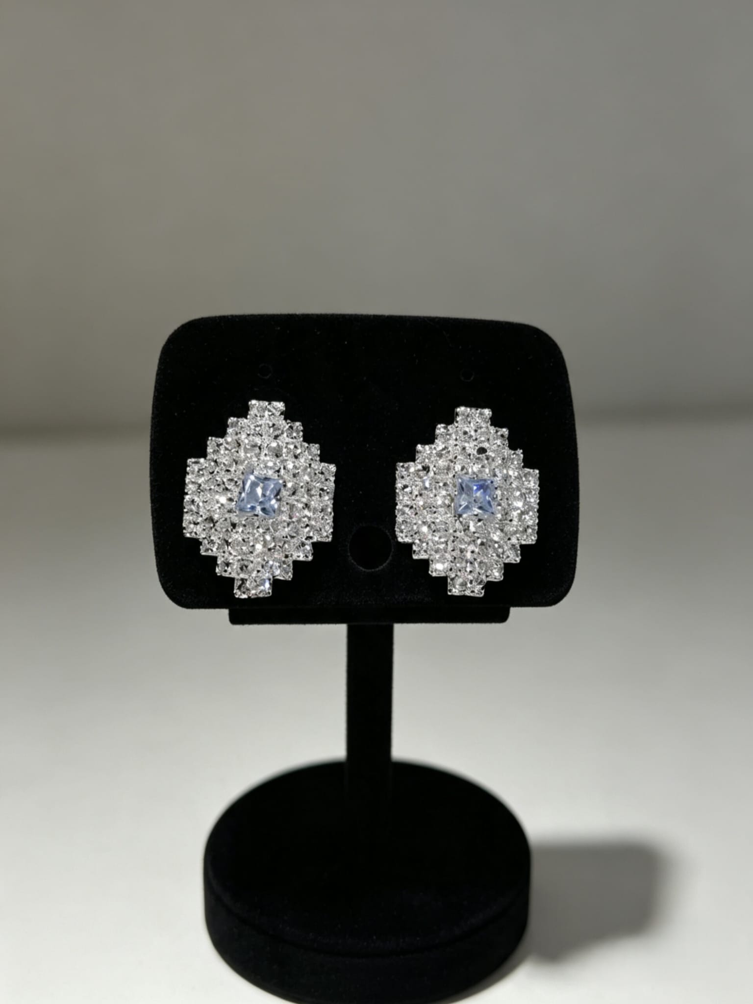 Steller Studs