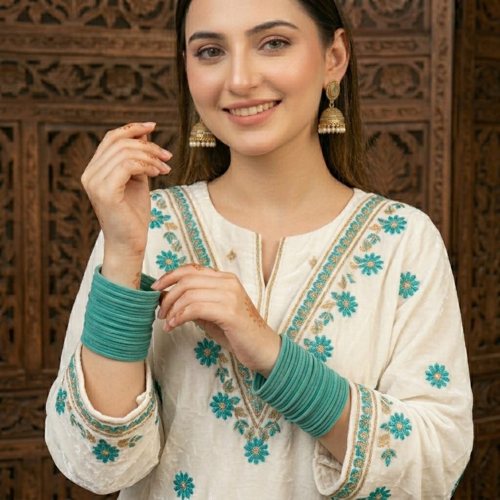 Velvety Glass Bangles